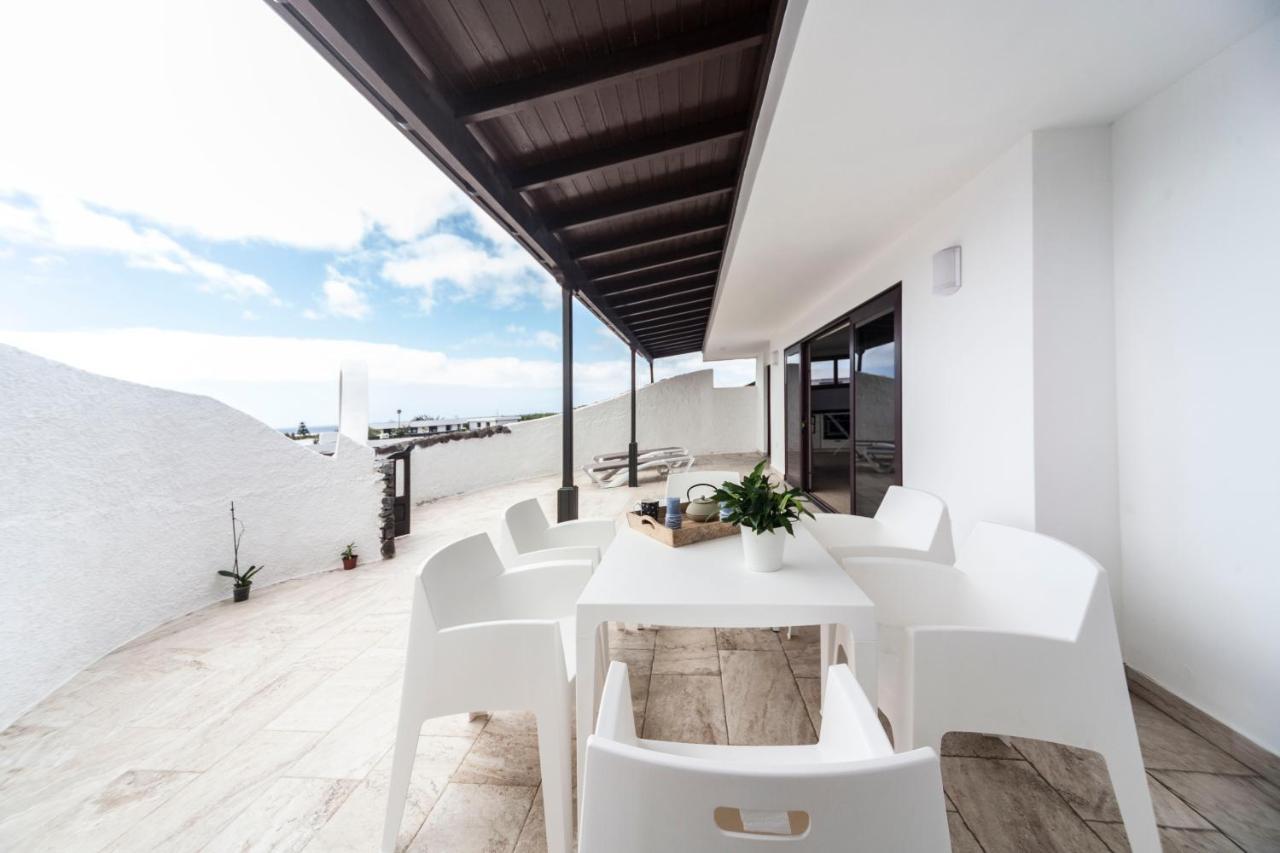 Temisa Famara Beach Exterior photo